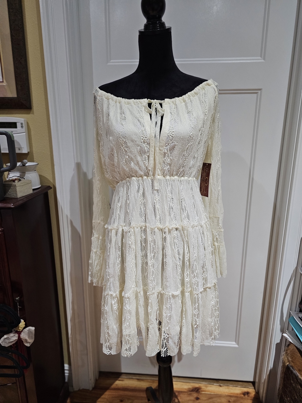 Scully Cream Lace Off-Shoulder Tiered Long Sleeve Dress, NWT